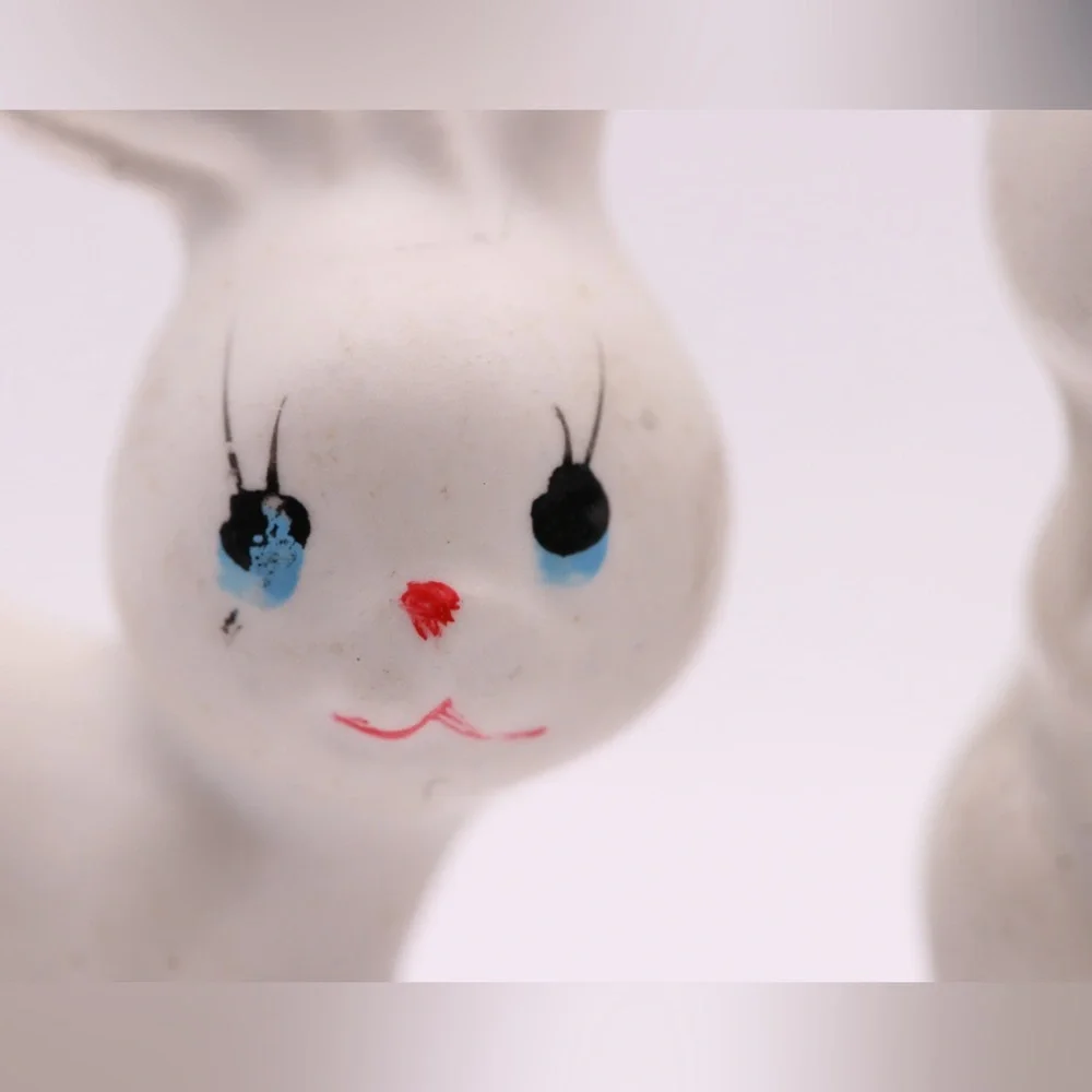Vintage Ceramic Bunny Figurines – Set of 3 – Hand-Painted Porcelain Rabbits